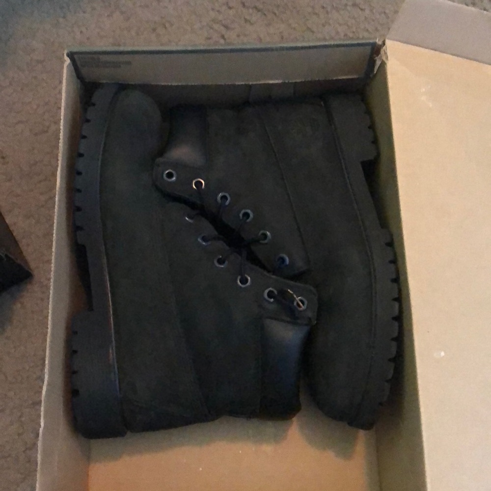 Black Timberland Boots